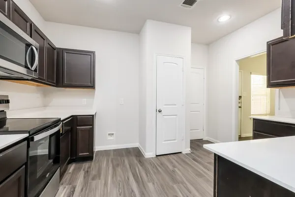 $2,115 | 3619 Spy Glass Hill Drive, Montgomery, TX 77356