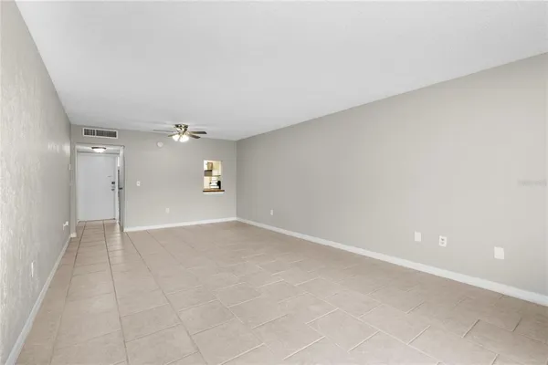 $1,600 | 717 Southwest 75th Street, Unit 104, Gainesville, FL 32607