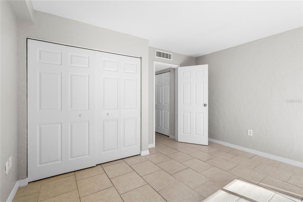 717 Southwest 75th Street, Unit 104 Gainesville, FL 32607 - Photo 9 of 18