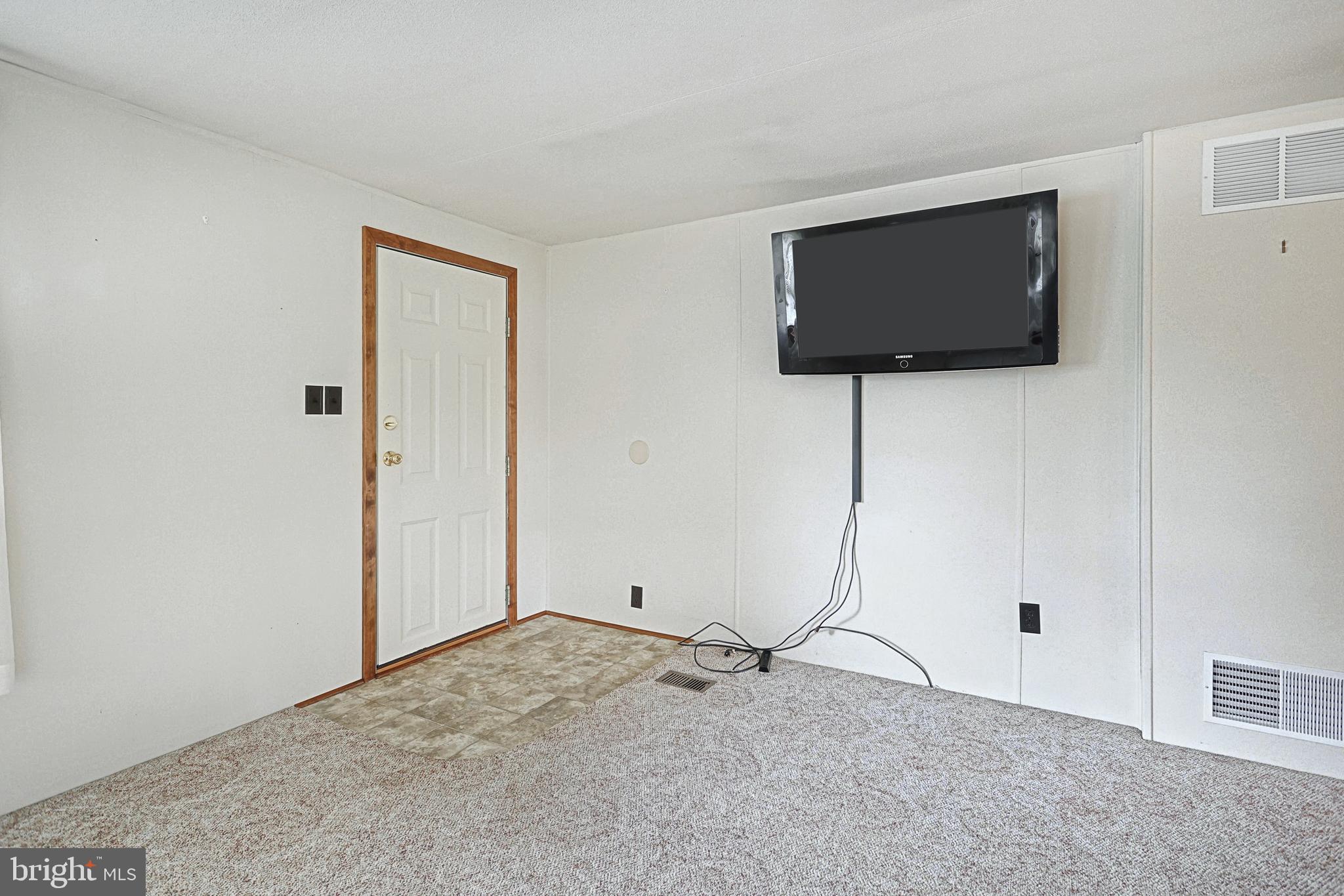 4090 East Berlin Road Thomasville, PA 17364 - Photo 18 of 39 Gallery Image 18