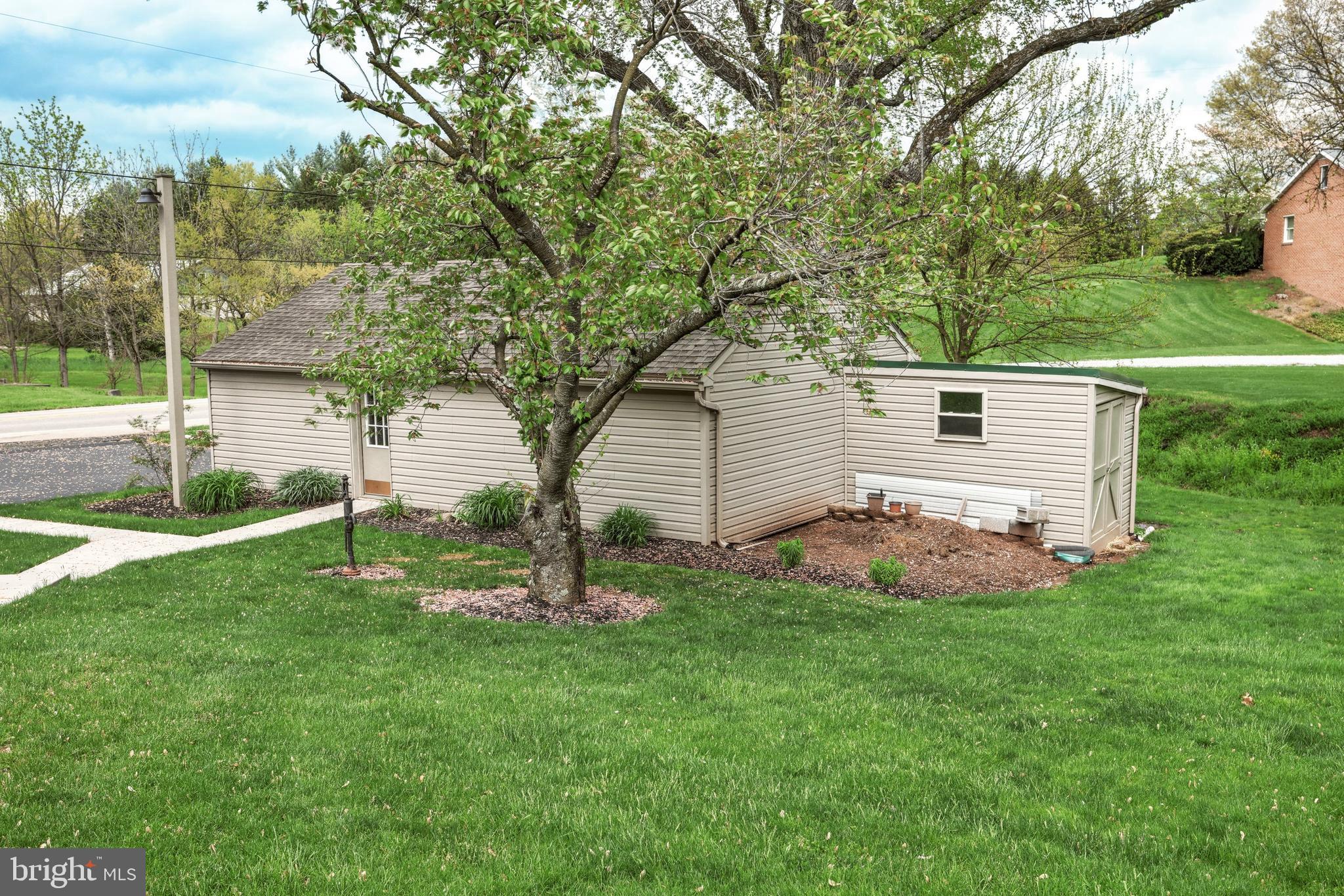 4090 East Berlin Road Thomasville, PA 17364 - Photo 37 of 39 Gallery Image 37
