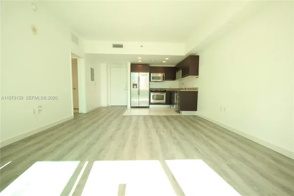 $2,850 | 951 Brickell Avenue, Unit 1409, Miami, FL 33131