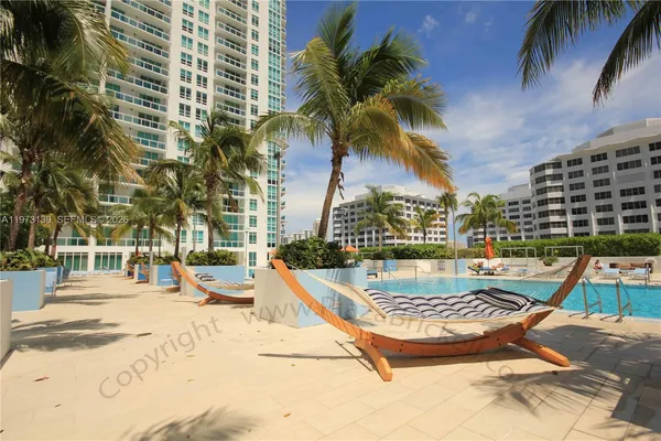 $2,850 | 951 Brickell Avenue, Unit 1409, Miami, FL 33131