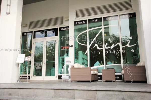 $2,850 | 951 Brickell Avenue, Unit 1409, Miami, FL 33131