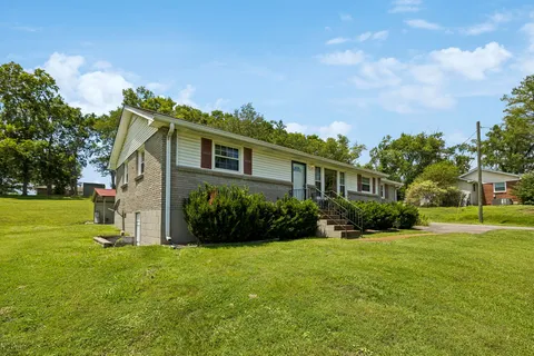 $340,000 | 204 Swift Drive, Goodlettsville, TN 37072