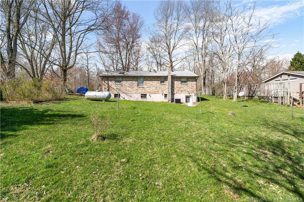 5130 Snow Road Henryville, IN 47126 - Photo 17 of 35