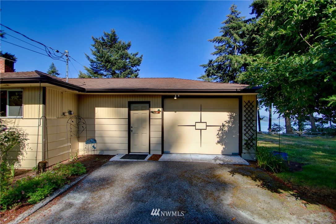 4774 North Jones Road Oak Harbor, WA 98277 - Photo 8 of 39 Gallery Image 8
