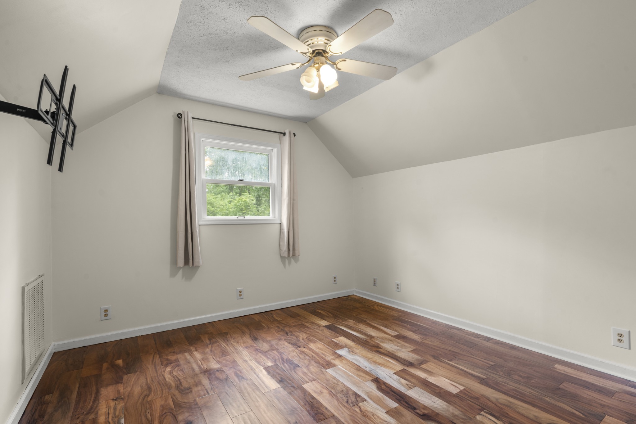 207 Robinson Road Dickson, TN 37055 - Photo 24 of 56