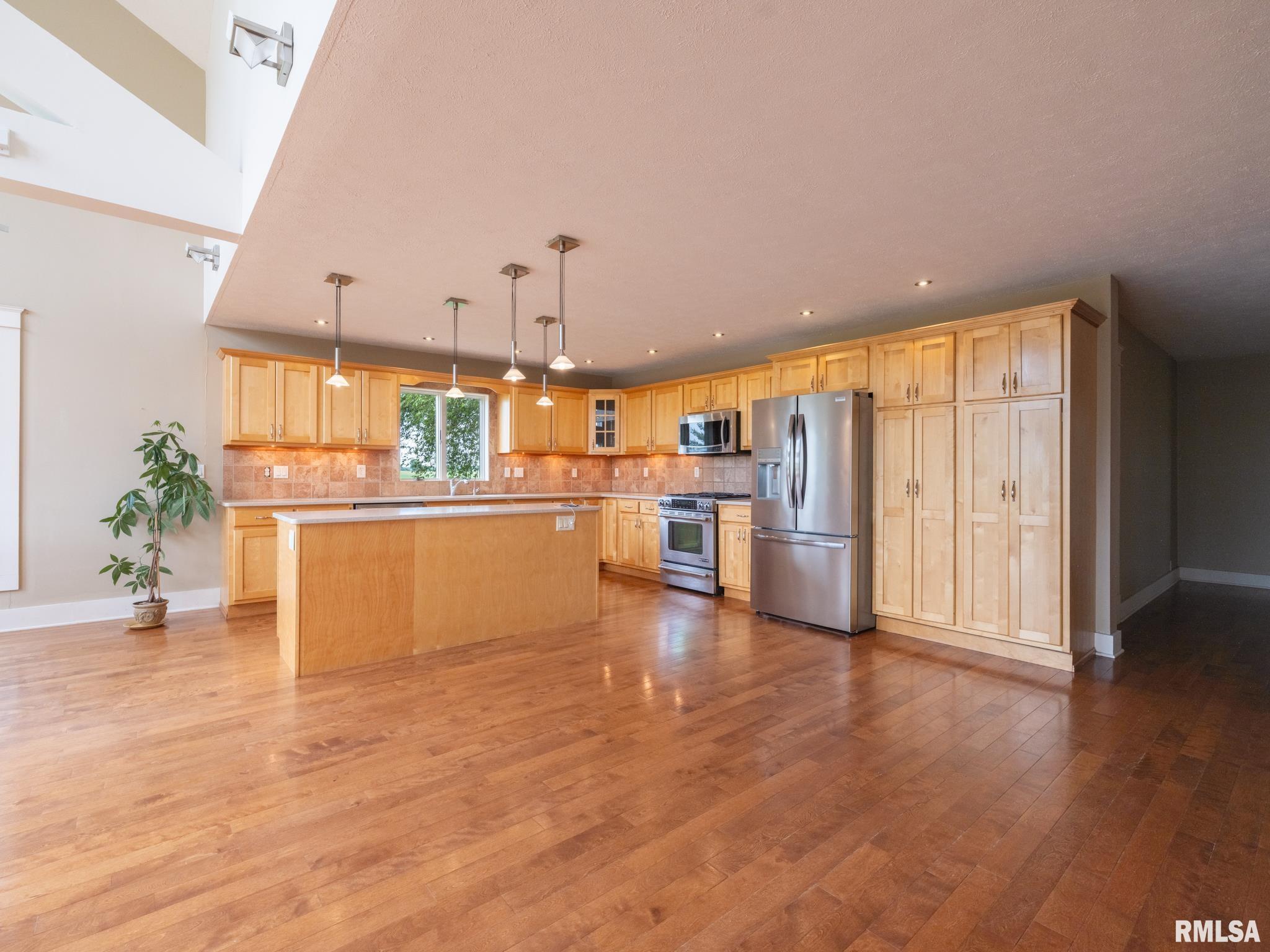 1775 Kickapoo Road Waynesville, IL 61778 - Photo 16 of 51