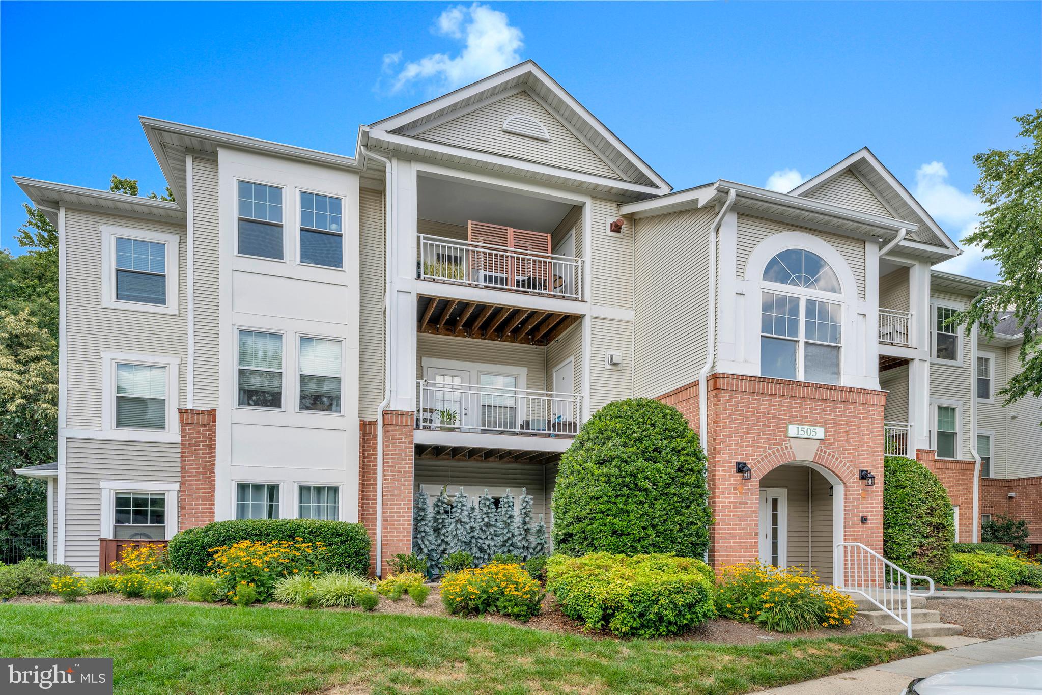 1505 North Point Drive, Unit 203 Reston, VA 20194 - Photo 1 of 25 Gallery Image 1