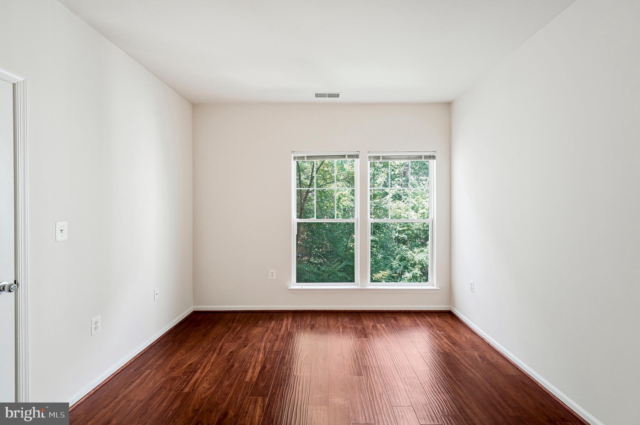 1505 North Point Drive, Unit 203 Reston, VA 20194 - Photo 14 of 25 Gallery Image 14