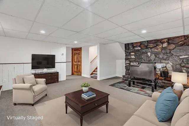 $519,000 | 202 Bowdoinham Road, Lisbon, ME 04252