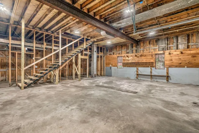 $519,000 | 202 Bowdoinham Road, Lisbon, ME 04252