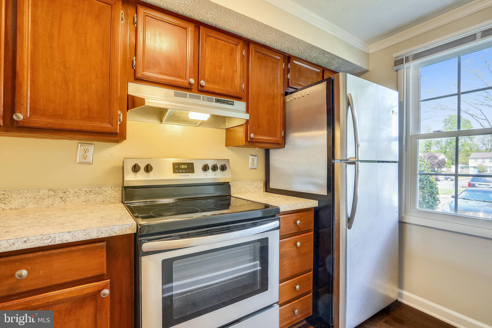 7 Farmcrest Court Silver Spring, MD 20905 - Photo 10 of 42 Large Window in the Kitchen