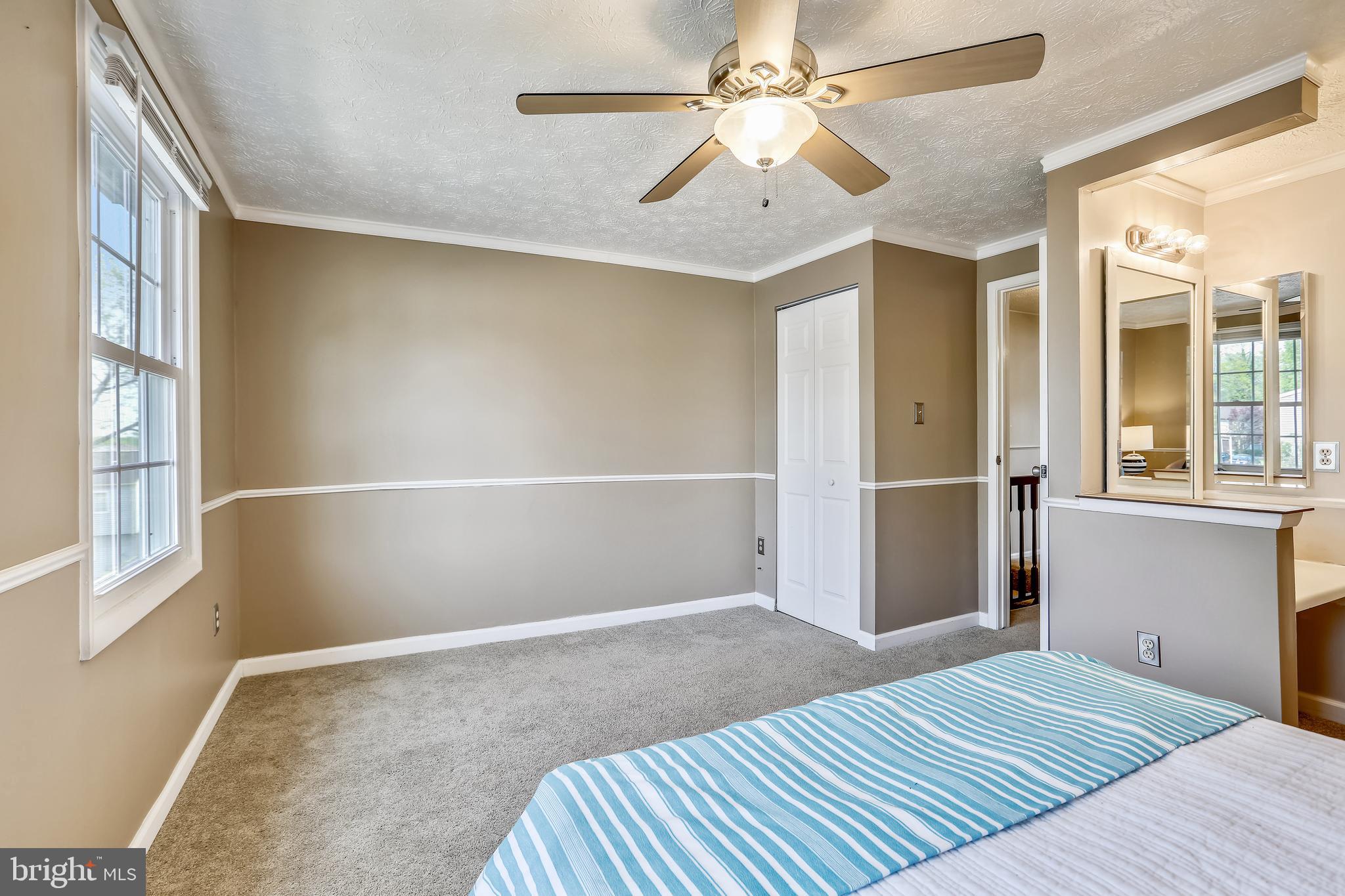 7 Farmcrest Court Silver Spring, MD 20905 - Photo 21 of 42 Large Primary Bedroom with Separate Vanity Area