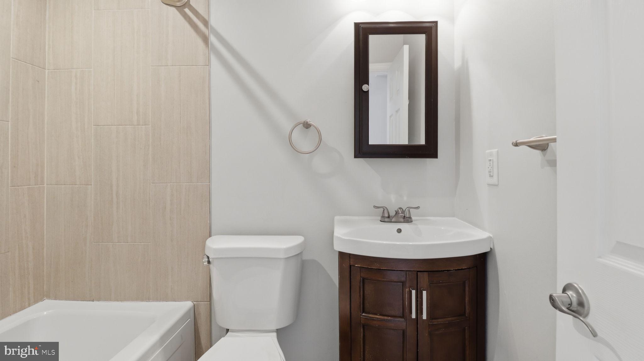 1153 3rd Street Northeast Washington, DC 20002 - Photo 20 of 38 Main Bathroom View 3