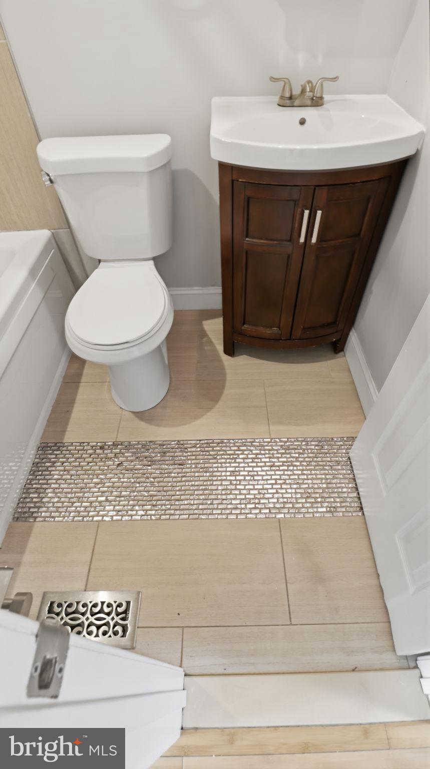 1153 3rd Street Northeast Washington, DC 20002 - Photo 21 of 38 Main Bathroom View 4