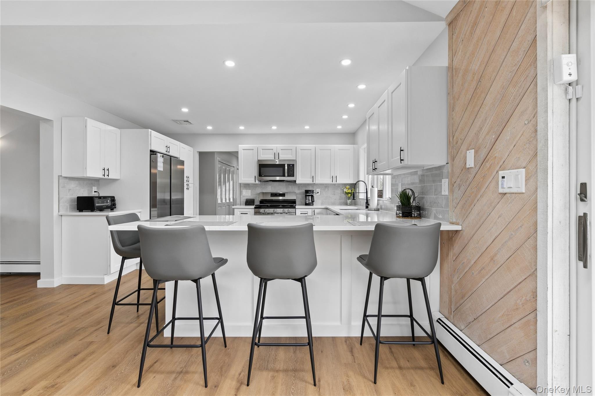 3 Harbor Road Hampton Bays, NY 11946 - Photo 12 of 27