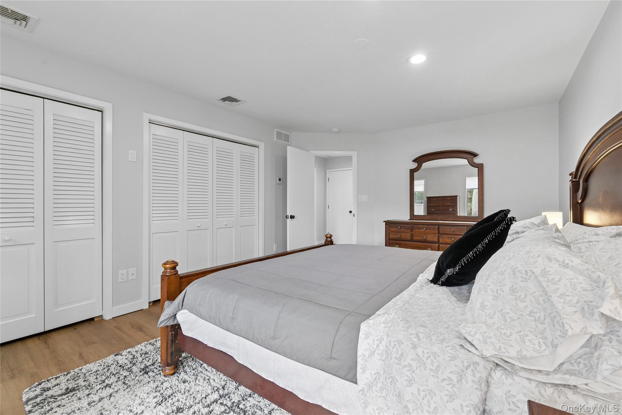 3 Harbor Road Hampton Bays, NY 11946 - Photo 21 of 27