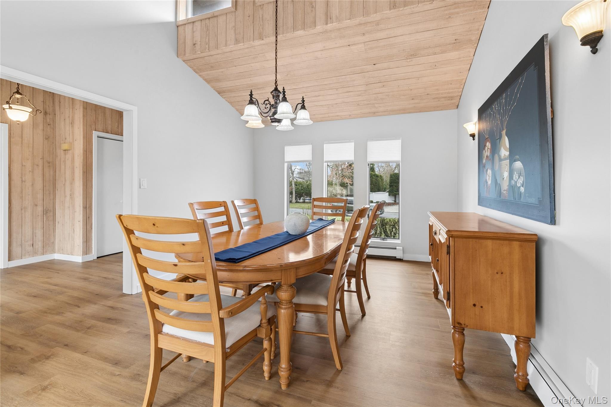 3 Harbor Road Hampton Bays, NY 11946 - Photo 9 of 27