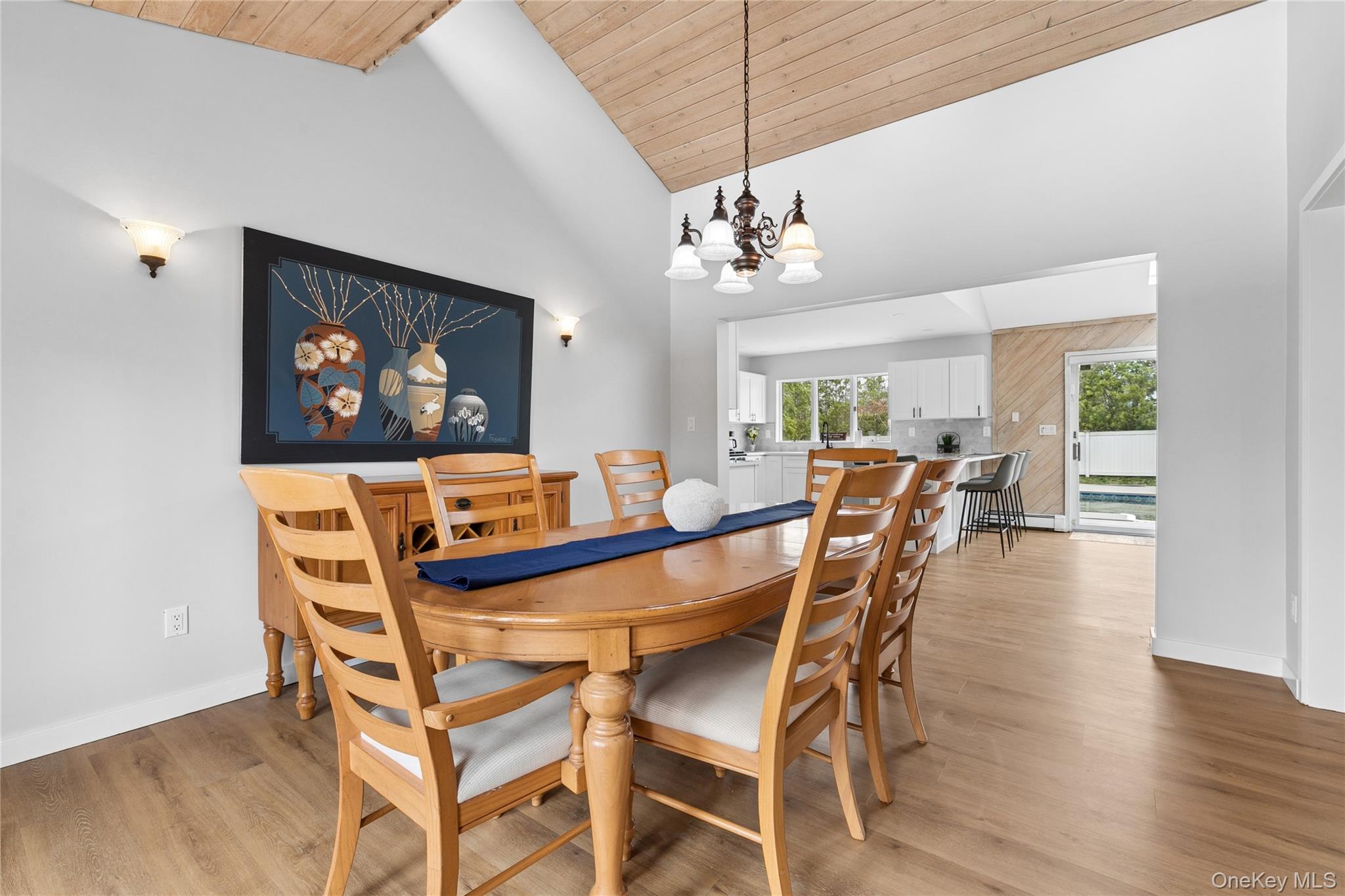 3 Harbor Road Hampton Bays, NY 11946 - Photo 10 of 27