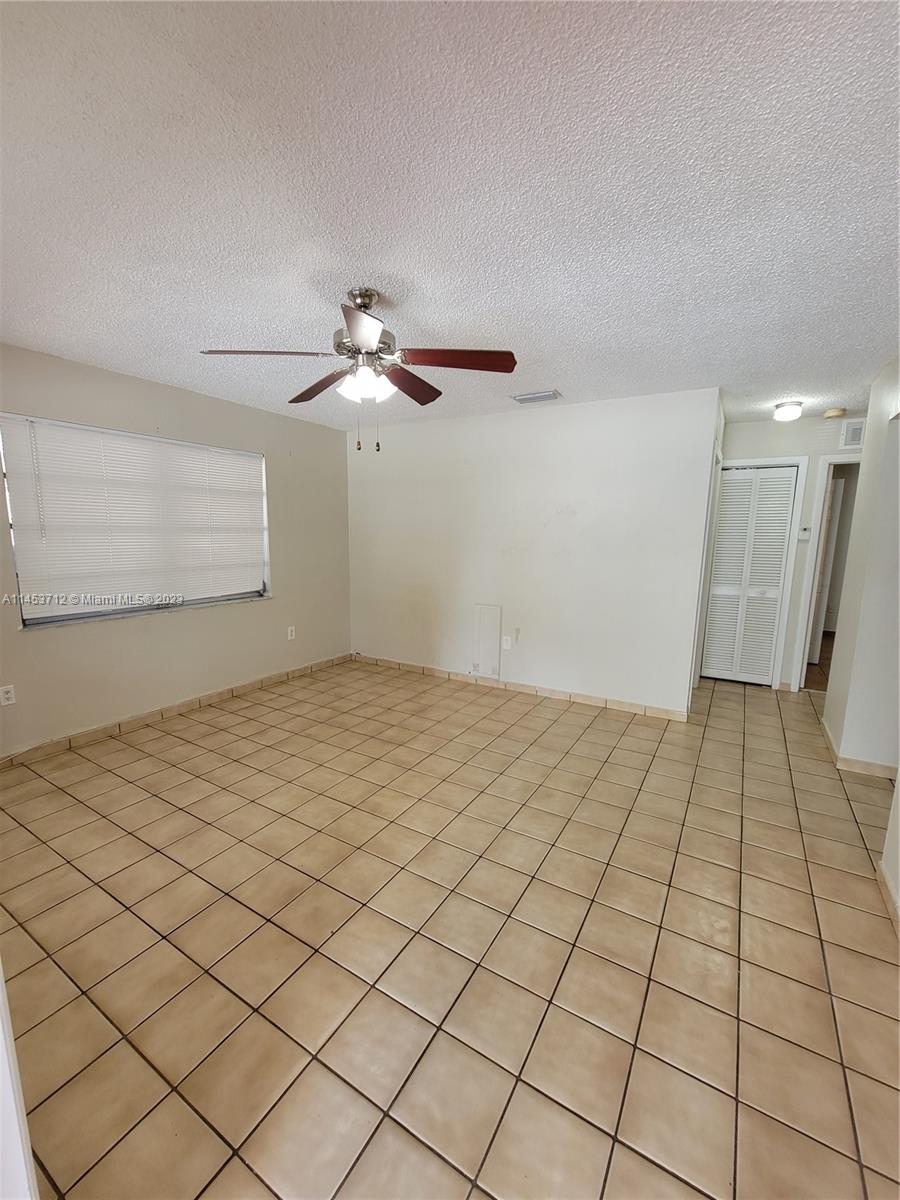 3192 Southwest 25th Terrace, Unit 3190 Miami, FL 33133 - Photo 2 of 9