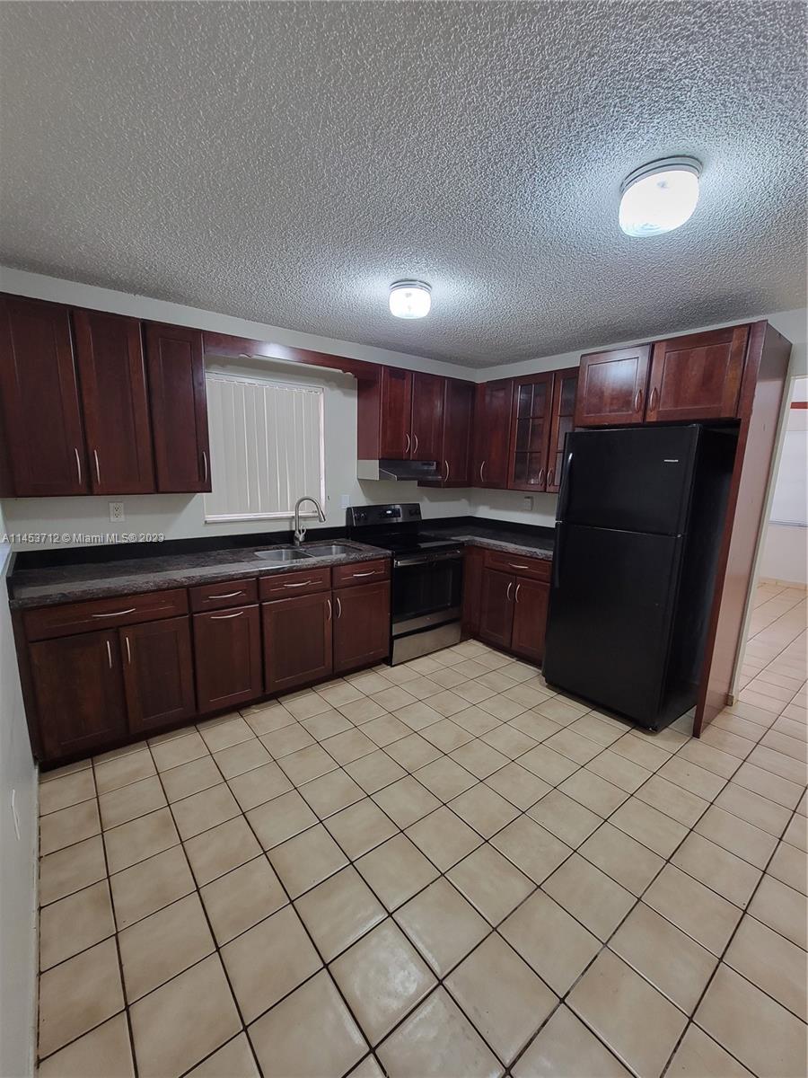 3192 Southwest 25th Terrace, Unit 3190 Miami, FL 33133 - Photo 3 of 9