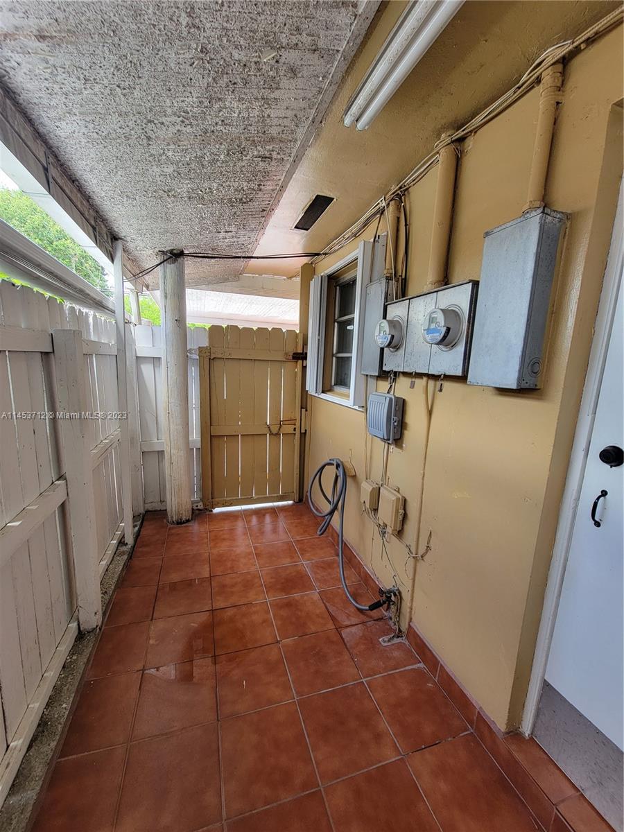 3192 Southwest 25th Terrace, Unit 3190 Miami, FL 33133 - Photo 7 of 9