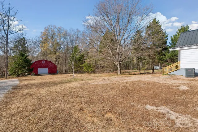 $399,000 | 828 North Main Street, Mount Pleasant, NC 28124