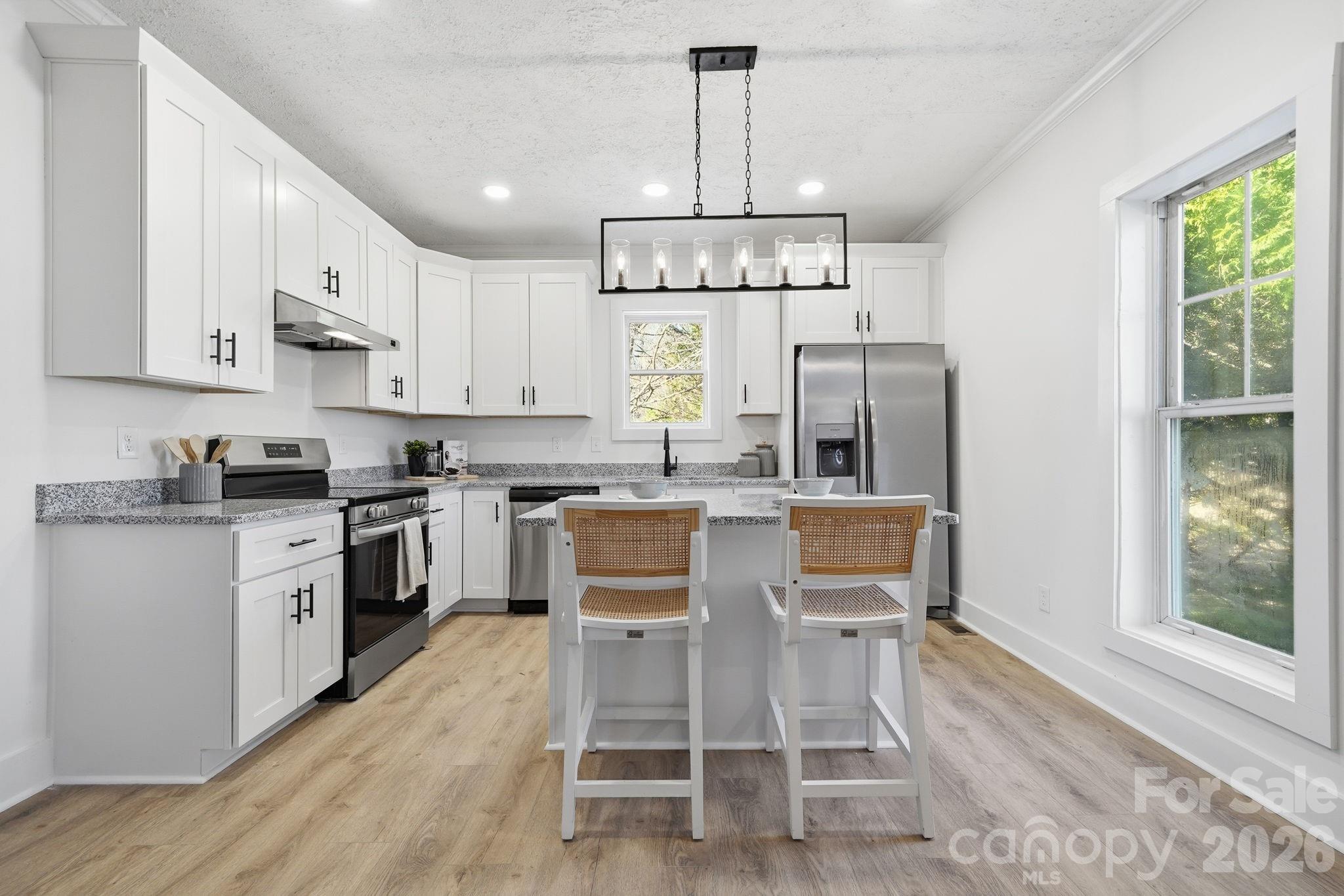 828 North Main Street Mount Pleasant, NC 28124 - Photo 5 of 39