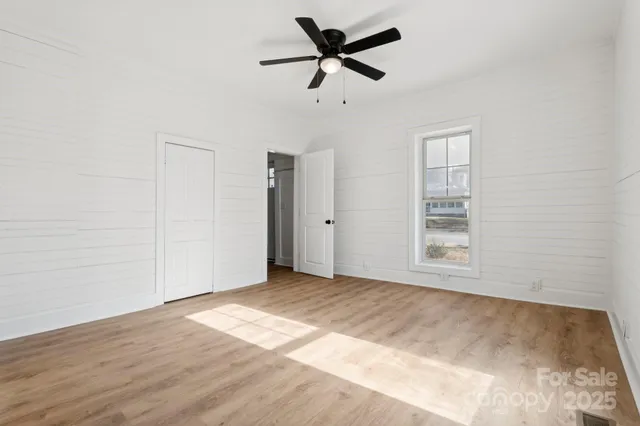 $399,000 | 828 North Main Street, Mount Pleasant, NC 28124