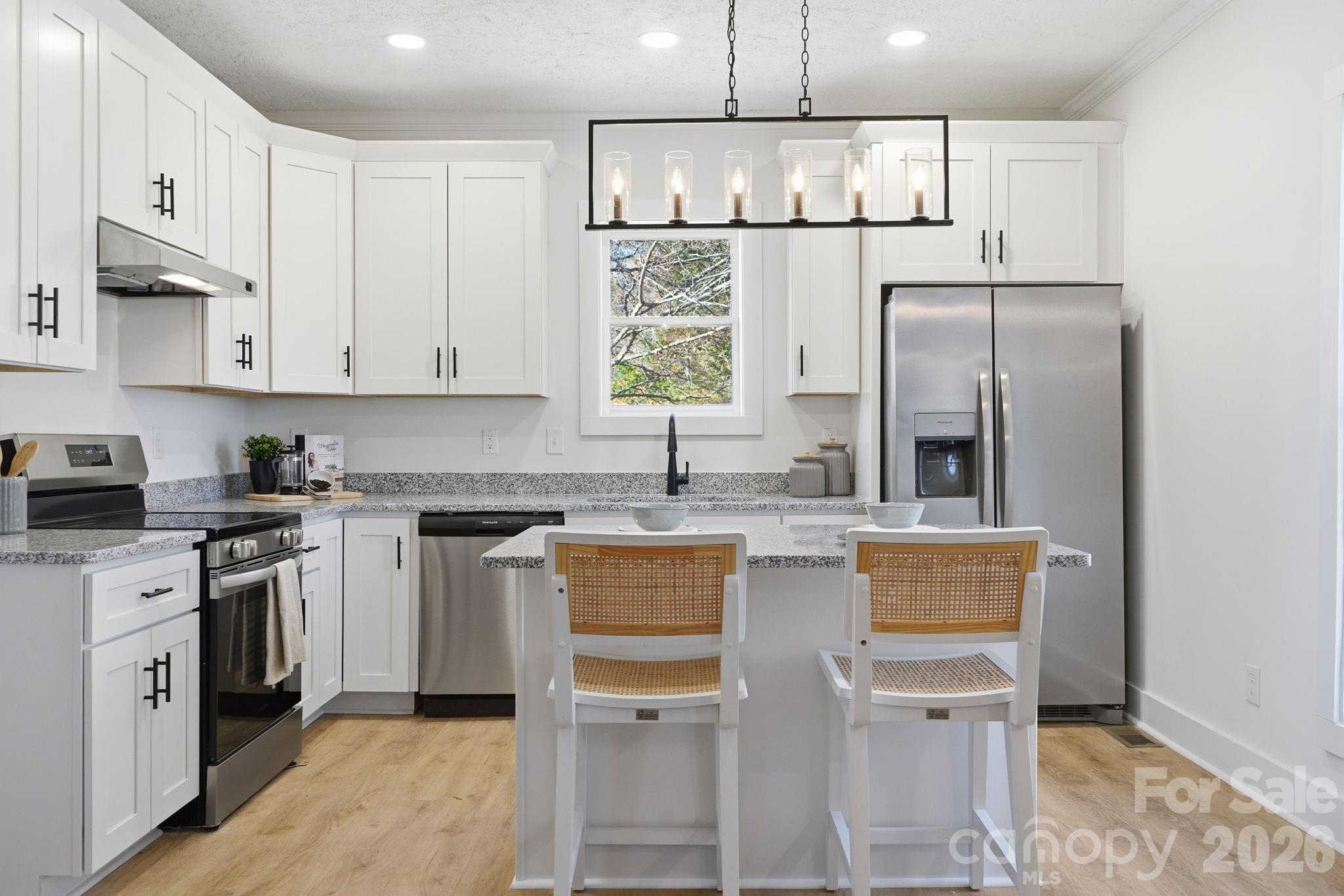 828 North Main Street Mount Pleasant, NC 28124 - Photo 10 of 39