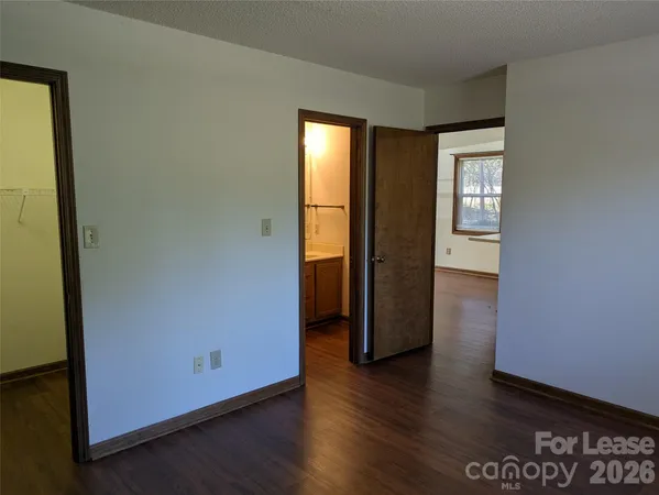 $1,400 | 119 Birdie Court, Mooresville, NC 28117