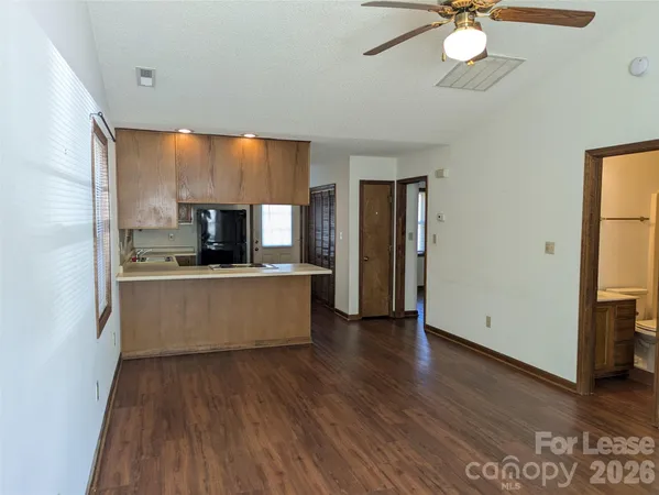 $1,400 | 119 Birdie Court, Mooresville, NC 28117