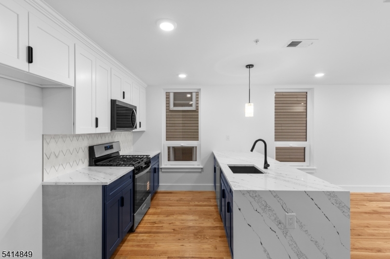 37 South 7th Street, Unit 2 Newark, NJ 07107 - Photo 13 of 40