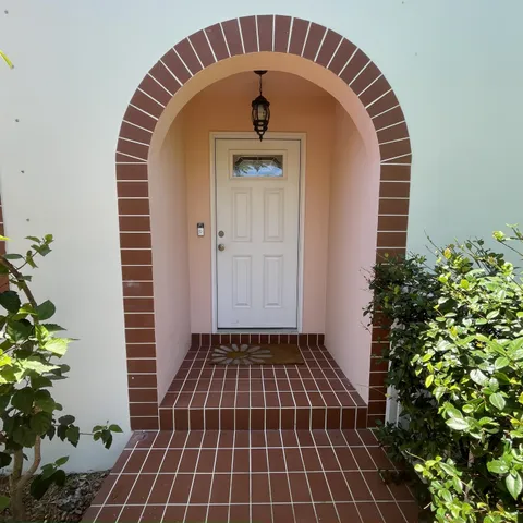 $6,000 | 470 Mars Way, Juno Beach, FL 33408