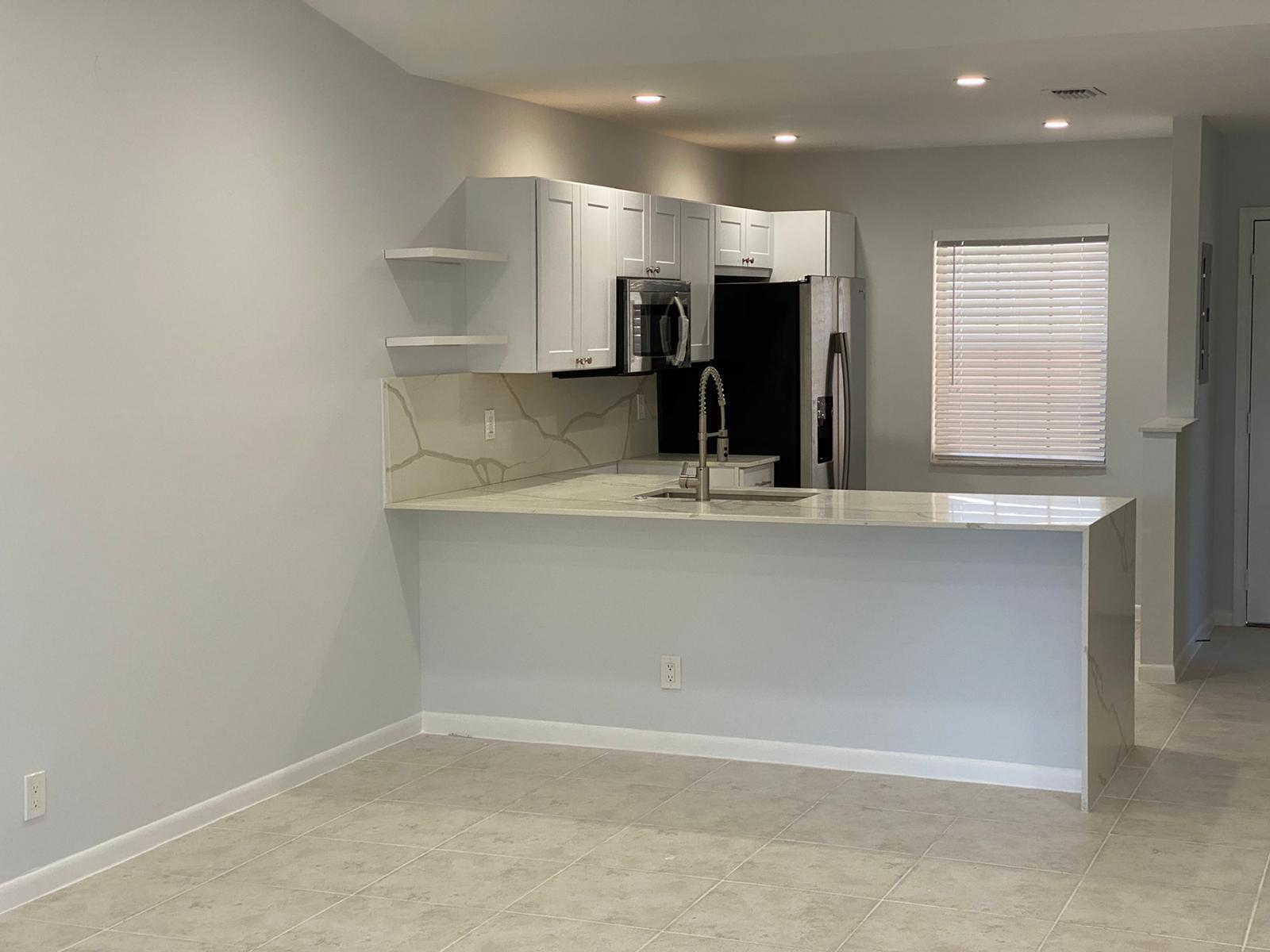 9973 Three Lakes Circle Boca Raton, FL 33428 - Photo 5 of 19 412edcc7-0bcc-455b-9e28-0d4a9d1c0020