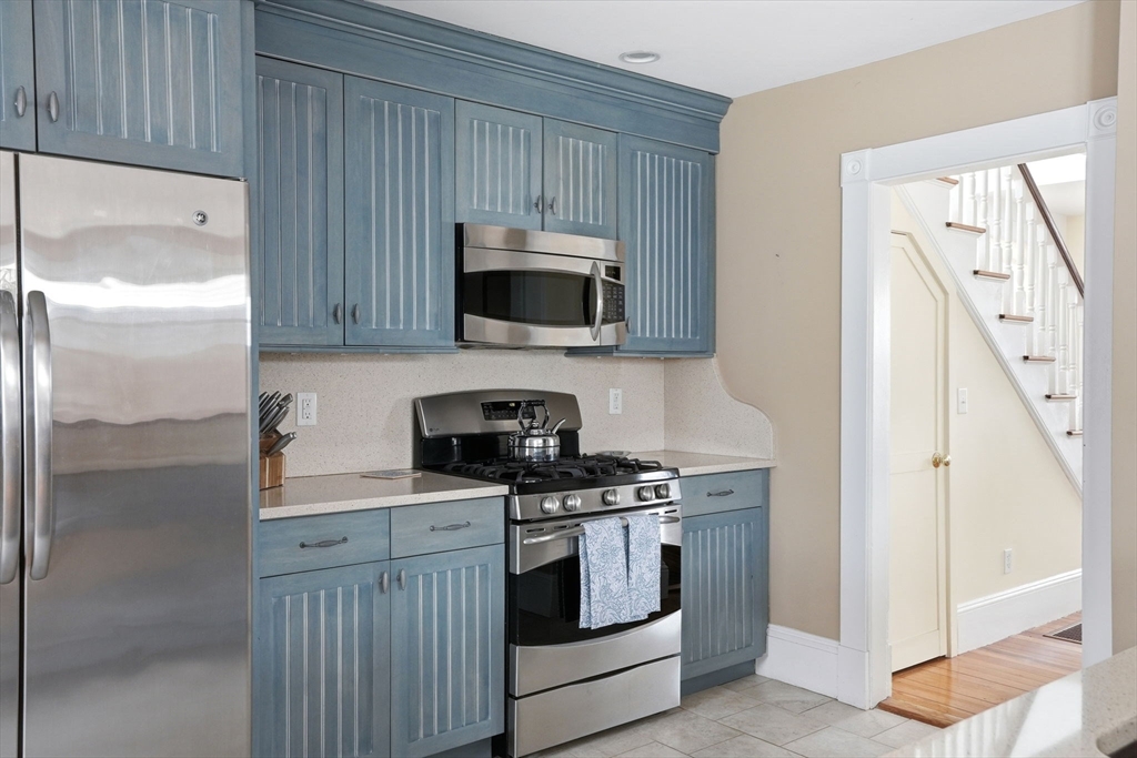 62 C Street Hull, MA 02045 - Photo 14 of 40