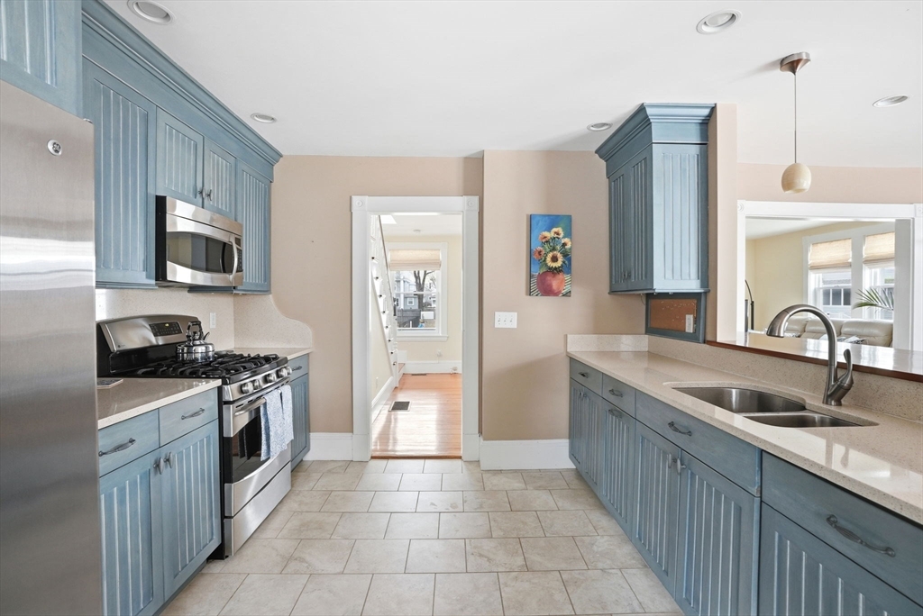 62 C Street Hull, MA 02045 - Photo 16 of 40