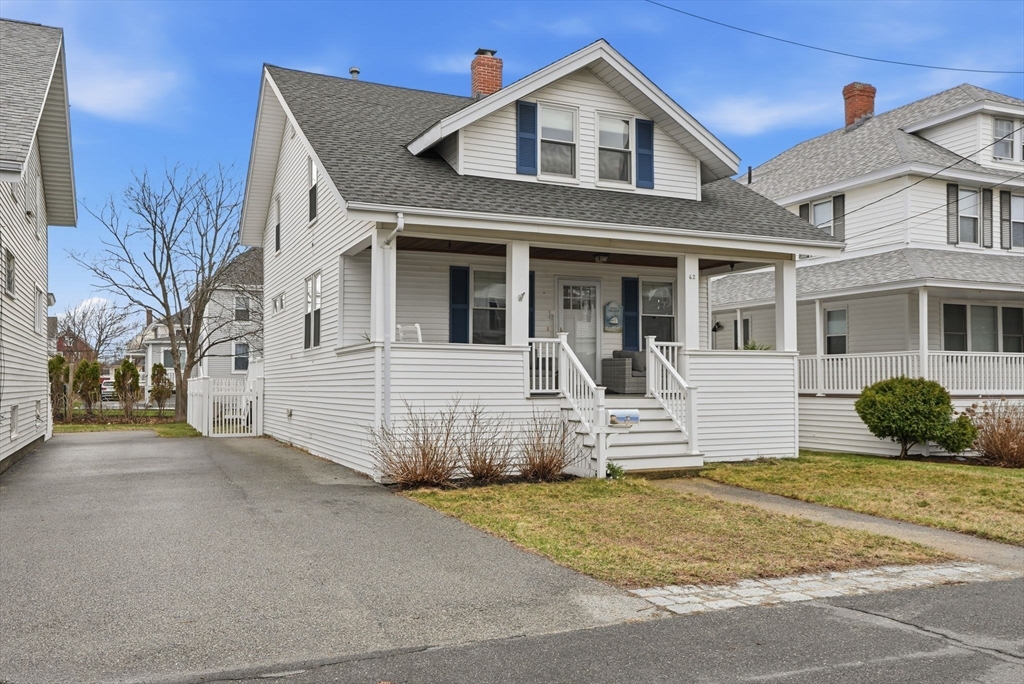 62 C Street Hull, MA 02045 - Photo 2 of 40