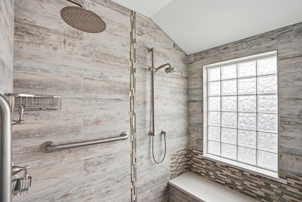 62 C Street Hull, MA 02045 - Photo 26 of 40