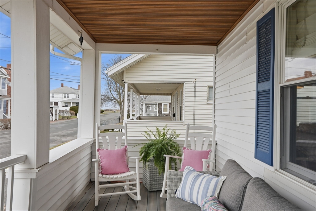 62 C Street Hull, MA 02045 - Photo 4 of 40