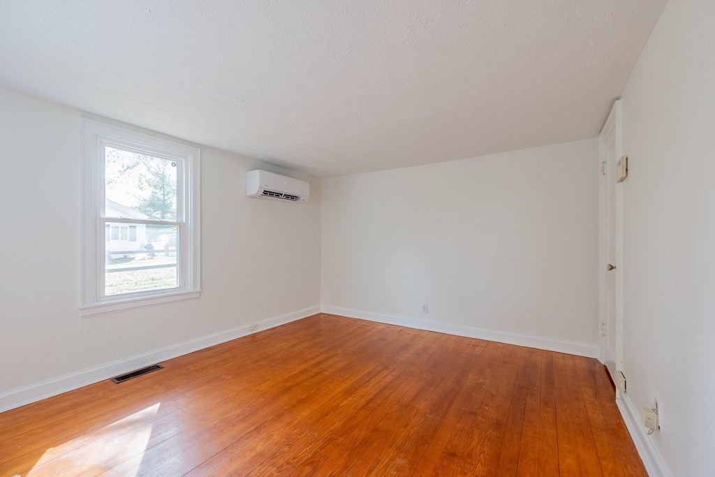 5099 Thornspring Road Pulaski, VA 24301 - Photo 26 of 53 Gallery Image 26