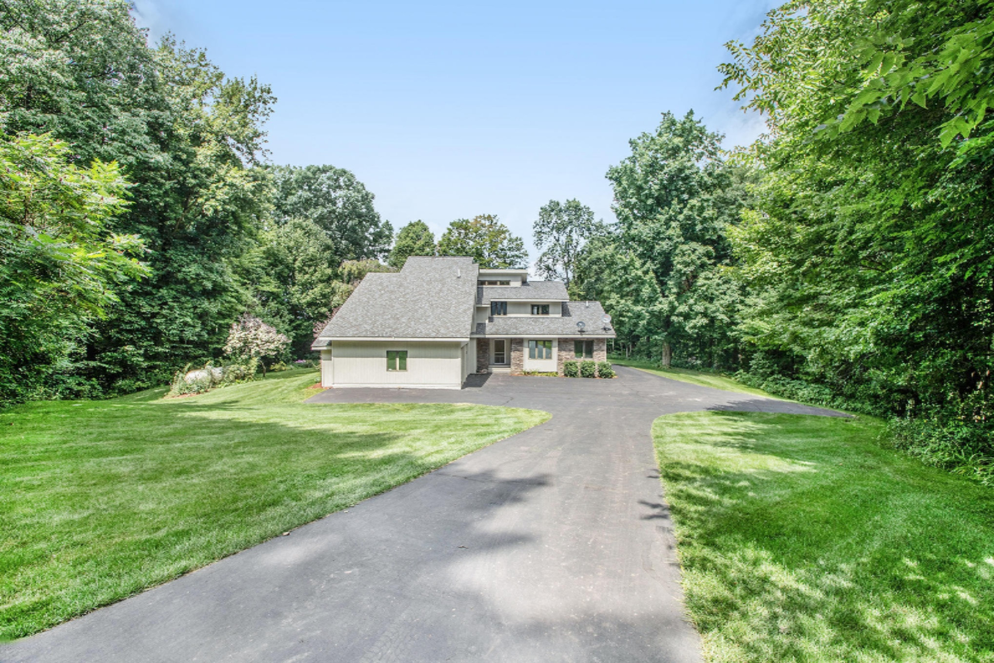37261 County Road 669 Decatur, MI 49045 - Photo 19 of 64 Exterior