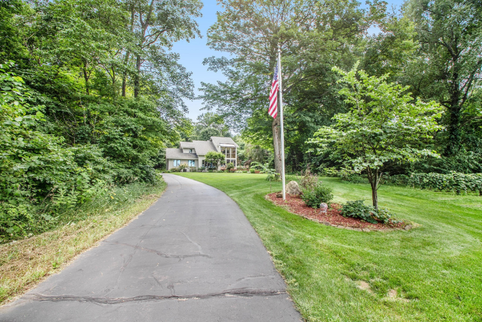37261 County Road 669 Decatur, MI 49045 - Photo 26 of 64 Property/Driveway