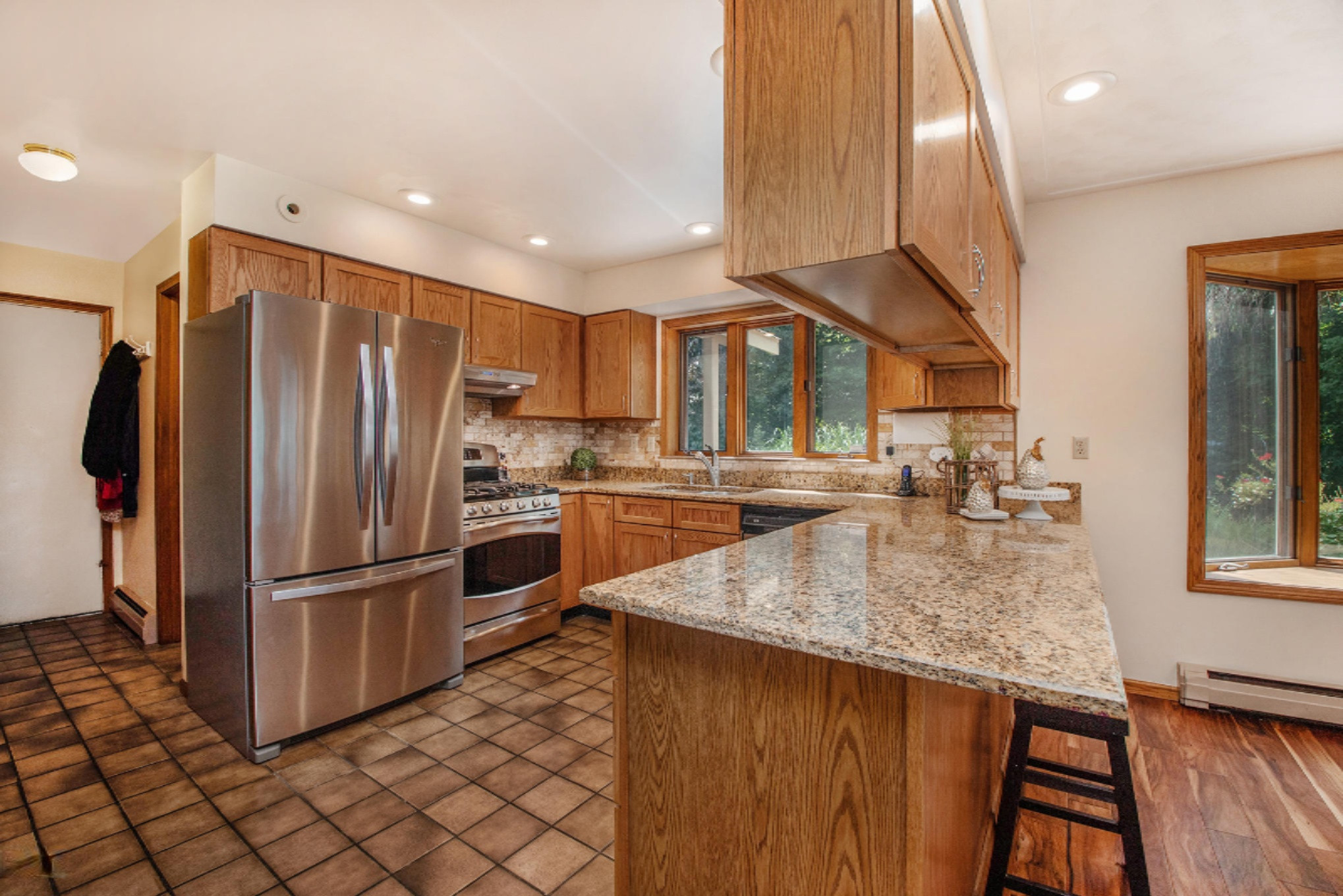 37261 County Road 669 Decatur, MI 49045 - Photo 4 of 64 Kitchen