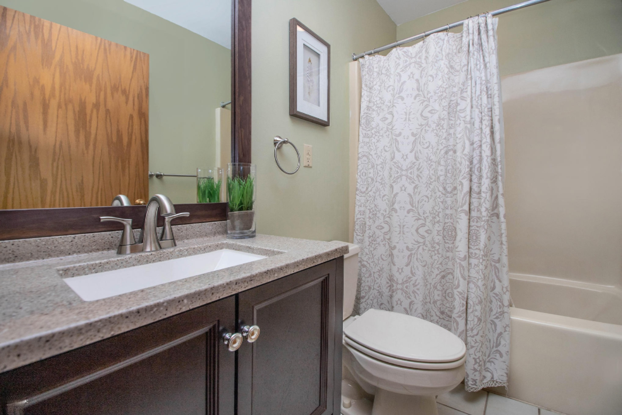 37261 County Road 669 Decatur, MI 49045 - Photo 7 of 64 Main Floor Full Bath