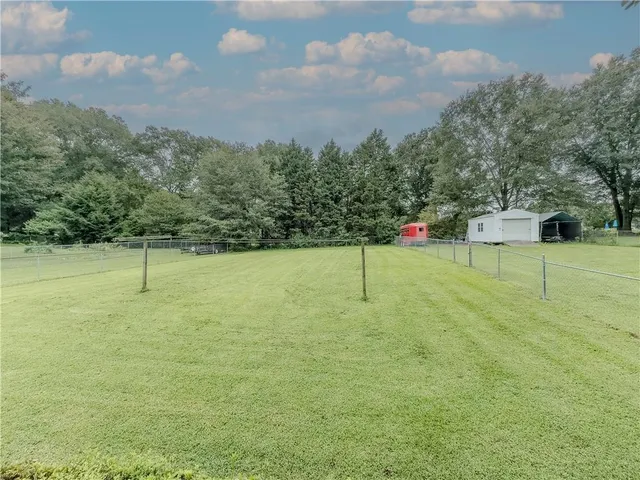 $359,999 | 381 Willowwind Drive, Loganville, GA 30052