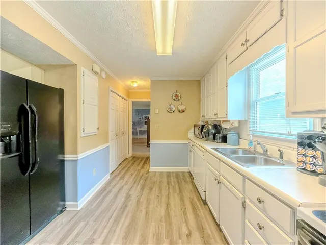 $359,999 | 381 Willowwind Drive, Loganville, GA 30052