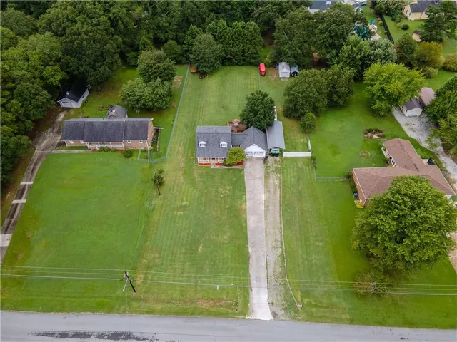 $359,999 | 381 Willowwind Drive, Loganville, GA 30052